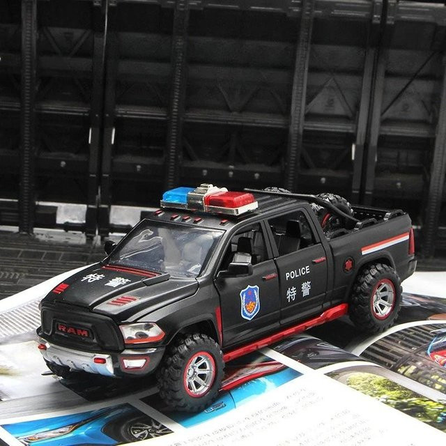 Linyi Ram Truck Polizeiauto Pickup, Modell Fahrzeug, Metall, 1:32, ab 14 Jahren - Bild 1