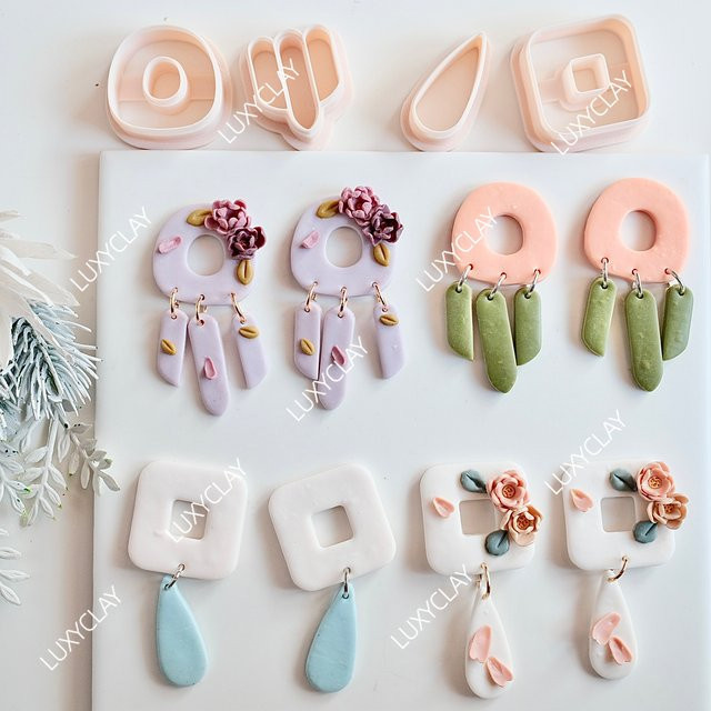 4er-Set geometrische Tonformen aus Kunststoff in Weiß für DIY-Schmuck und Bastelarbeiten mit quadratischen, kreisförmigen und regentropfenförmigen Designs - Bild 1