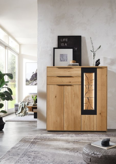 Wöstmann Highboard Cortona aus Wildeiche Massivholz in Braun, B/T/H: 134 x 37 x 124 cm - Bild 1
