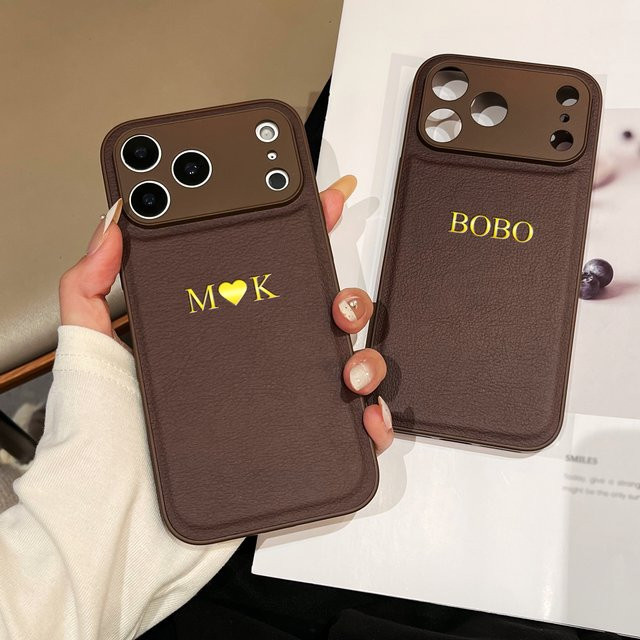 Personalisierte Kunstleder Handyhülle mit Goldfolien-Gravur für iPhone 17 16 15 14 13 Pro Max Plus von AccWare in Gold, Pink oder Braun - Bild 1
