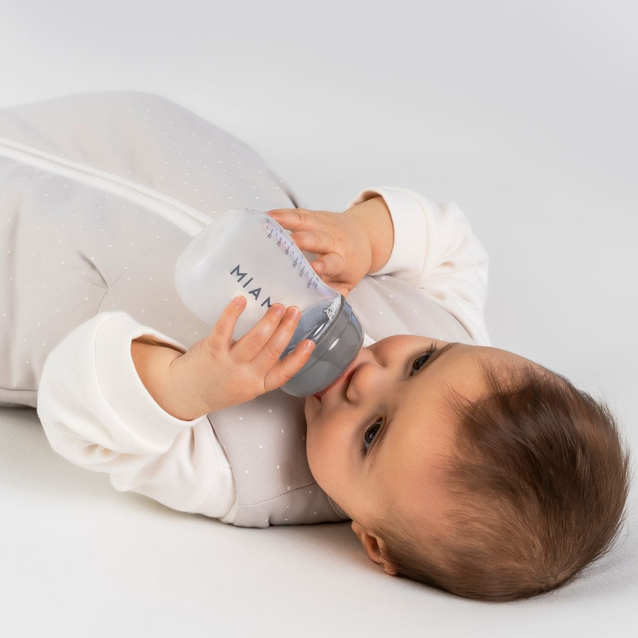 MiaMia PP-Flaschen 2er Pack mit Silikon-Trinksauger Grösse S, Grau, 140 ml - Bild 2