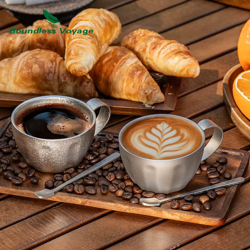 Boundless Voyage Doppelwandige Espressotasse aus Edelstahl mit Griff und Löffel, Silber - Bild 3