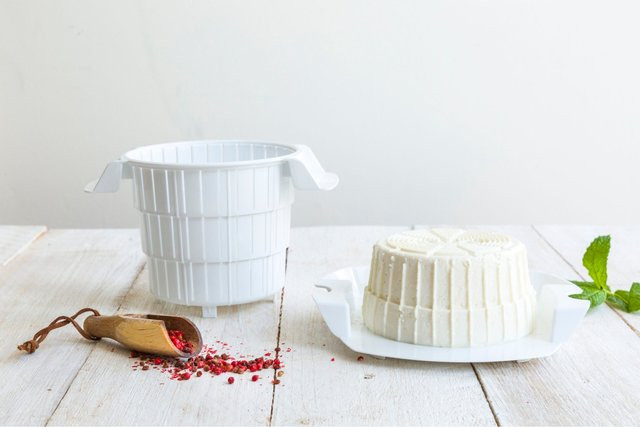 Börner Cheesemaker Käse-Set in Weiß zur Zubereitung von Frischkäse inklusive Rezeptbuch - Bild 1