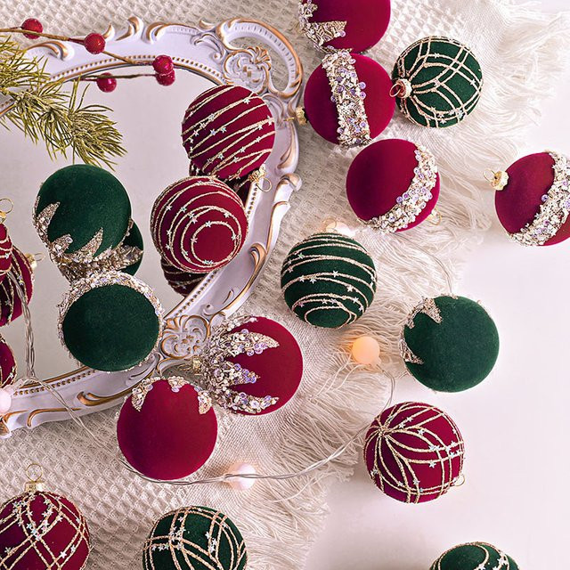 12er Set weinrote Samt-Weihnachtskugeln für deinen Weihnachtsbaum, Durchmesser: 6 cm - Bild 1