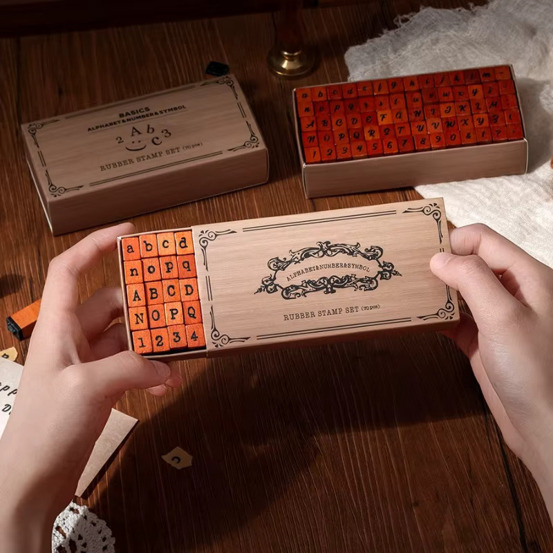 Dekorative Druckmaterialien aus Holz mit 70 Zeit-Zaubersprüchen, Retro-Buchstaben und englischen Zahlen für deinen Schulbedarf - Bild 3