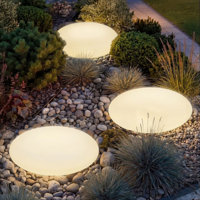 tectake Kugelleuchte in Weiß mit LED-Beleuchtung 12 W, inklusive Fernbedienung, Leuchtmittel und Erdspieß für Garten, Balkon und Terrasse - Bild 1