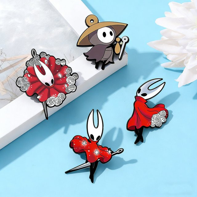 Bandai Hollow Knight Silksong Emaille-Broschen, 4er-Set, Cartoon Hornet & The Knight Anstecknadeln - Bild 1