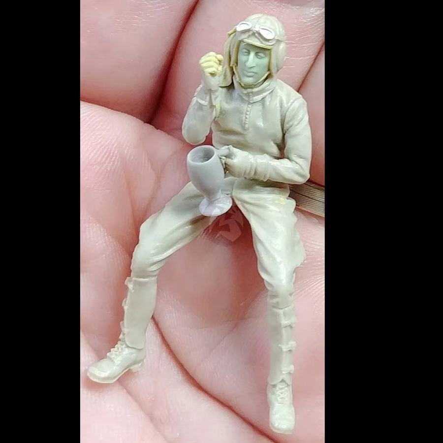 1/35 Pilot Seated N.3, Resin-Modellfigur, Soldat, Militär, 1:35 - Bild 2