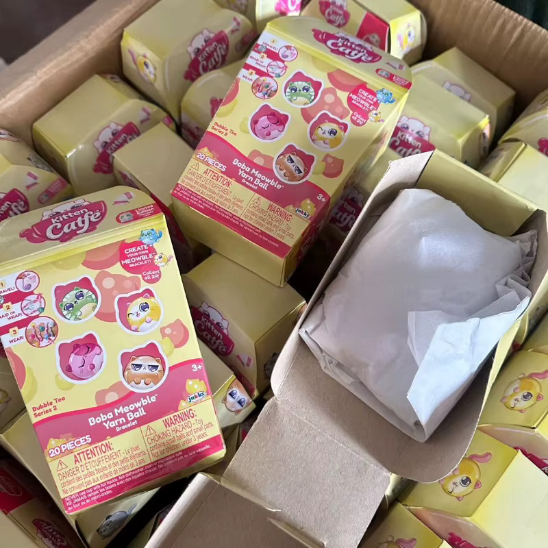 Bandai Cartoon Kätzchen Catfe Meowble Garn Ball, Blind Box Spielzeug, ab 3 Jahre - Bild 3