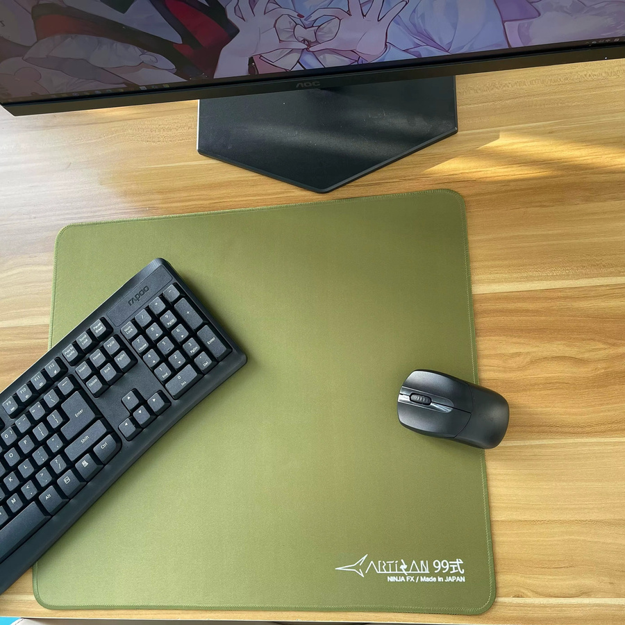 Artisan TYPE-99 Gaming-Mauspad aus trockenem Stoff mit PORON-Basis für FPS-Shooter in Schwarz oder Grün - Bild 3