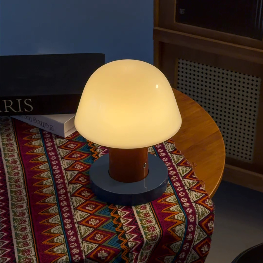 Topwinson Pilz Tischlampe mit LED und Touch-Funktion, USB wiederaufladbar, warmweißes Nachtlicht in Weiß - Bild 3