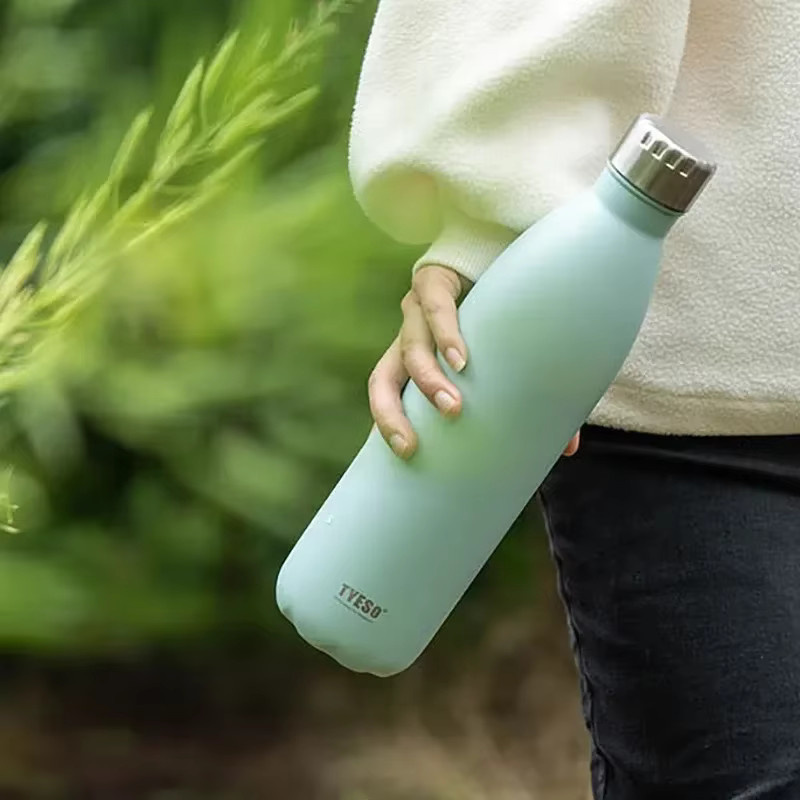 Tyeso Thermobecher für Kalt- und Heißgetränke als Sport-Wasserflasche und Reisebecher in Pink, 750 ml oder 1000 ml - Bild 3
