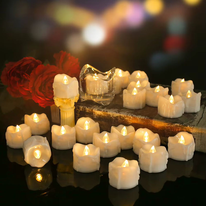 Elektrisches Tropfwachs-LED-Teelicht in Weiß mit Fernbedienung und Timer für Halloween und Weihnachten - Bild 4