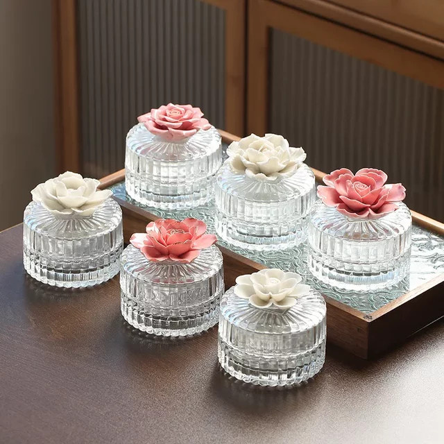 Keramische Aufbewahrungsbox mit Glasaufsatz in Pink und Transparent mit floralem Design - Bild 1