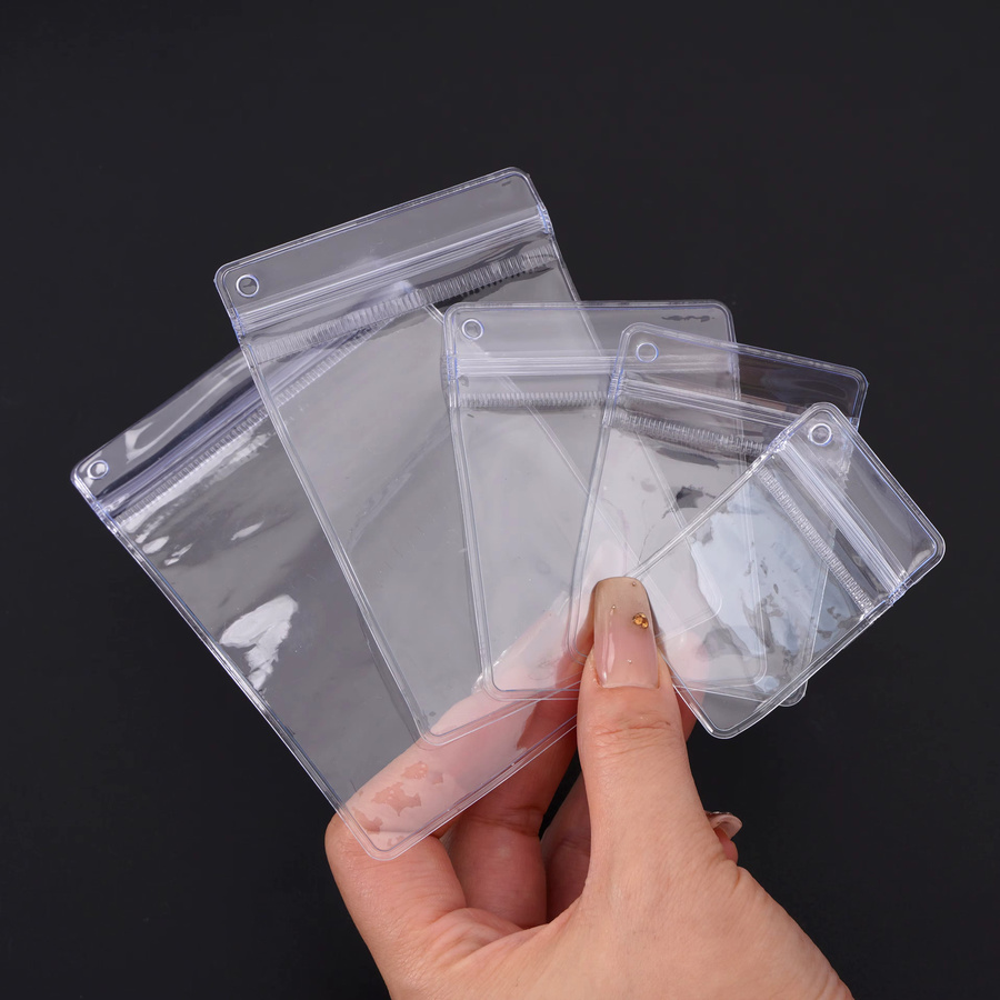 Beadia 20 Stück transparente PVC-Schmuck-Aufbewahrungstaschen zum Aufhängen mit seitlichem Loch für Ausweise und Fotos - Bild 2