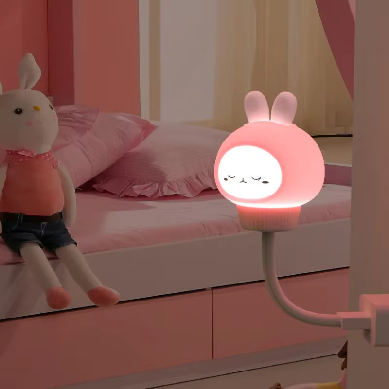 LED Nachtlicht aus Silikon für Kinderzimmer mit USB-Anschluss in Weiß - Bild 2