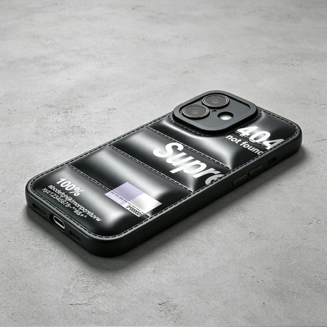 Potdemiel Handyhülle im Daunenjacken-Design für iPhone 16 Pro Max, 15 Plus, 14, 13, 12, 11 und 16e in Schwarz - Bild 1