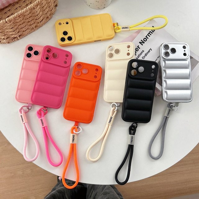 Silikonhülle mit weicher Handgelenkschlaufe und Kameraschutz für iPhone 17 16 15 14 13 12 11 Pro Max XS XR X 7 8 in Pink - Bild 1