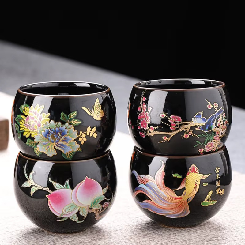 Handgefertigte Keramik-Teetasse in Schwarz mit Farbwechsel-Effekt im Drachen-Ei-Design für die Gongfu-Teezeremonie - Bild 4