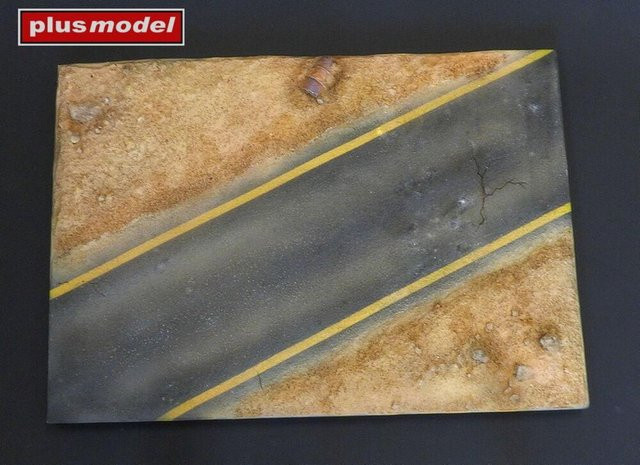 Plusmodel Display base - Road in the desert, Modell, 1:35 - Bild 1