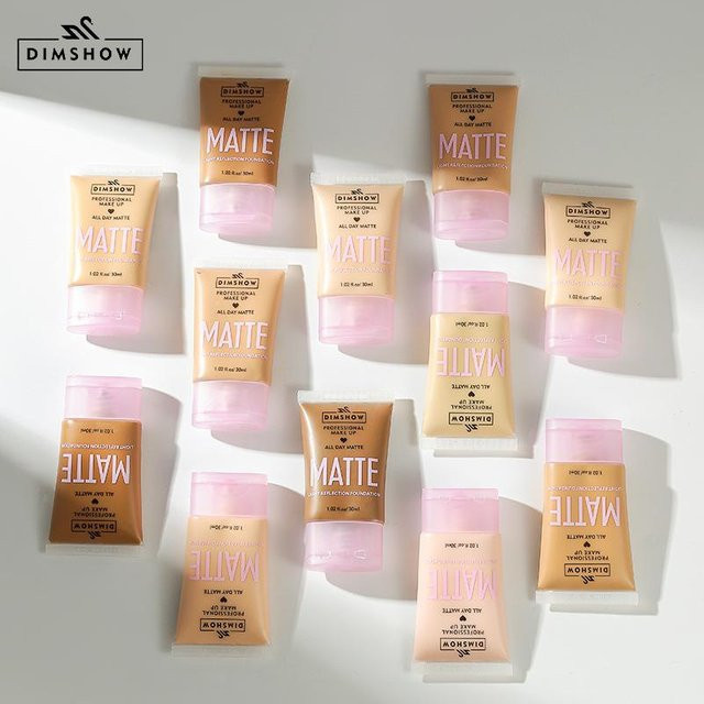 DIMSHOW Foundation, mattierend, Creme - Bild 1