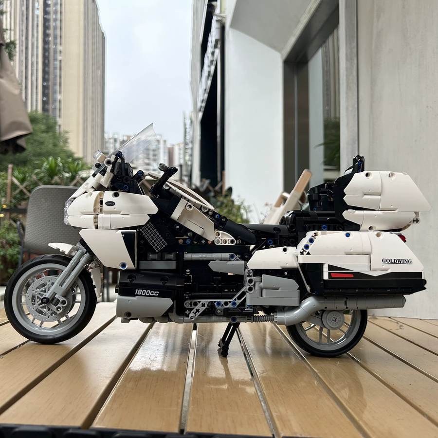 Yangkili Gold Wing Touring Motorrad Modell, Bausteine, Maßstab 1:5, ab 8 Jahren - Bild 2