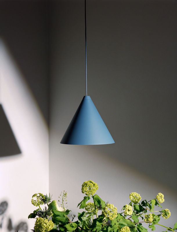 Flos String Light Cone Touch Dim Pendelleuchte in Blau aus Aluminium und Polycarbonat - Bild 2