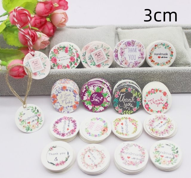 100 runde Hochzeits-Geschenketiketten aus Papier mit Blumen-Motiv und Seilen in Weiß und Braun, Durchmesser: 3 cm - Bild 1