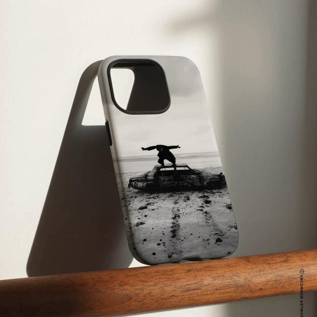 Handyhülle The 1975 Band Design für Apple iPhone 17 16 15 14 13 12 Pro Max Plus, glänzende HD-Doppelschicht-Flüssighartschale in Weiß und Multicolour - Bild 1