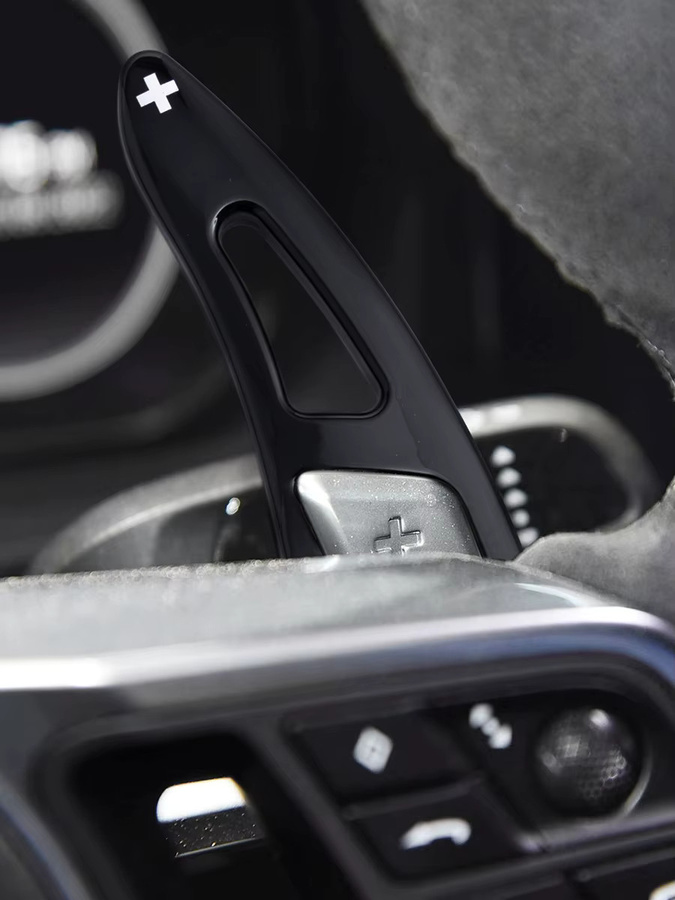 MIHUMOE Lenkrad Paddle Shifter Verlängerung Abdeckung Aufkleber Set in Schwarz für Porsche Cayenne Macan Panamera 718 Boxster Cayman - Bild 4