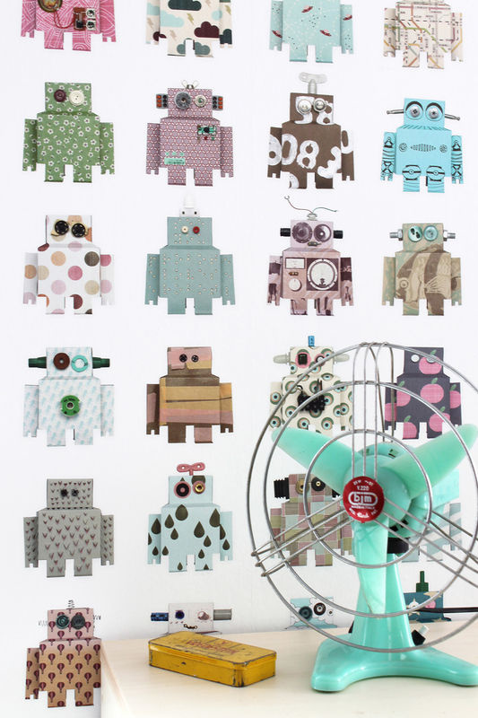 Studio Ditte Tapete Robot in Multicolour, Vlies-Tapete mit abstraktem Vintage-Design, Breite: 48,5 cm, Länge: 300 cm - Bild 2