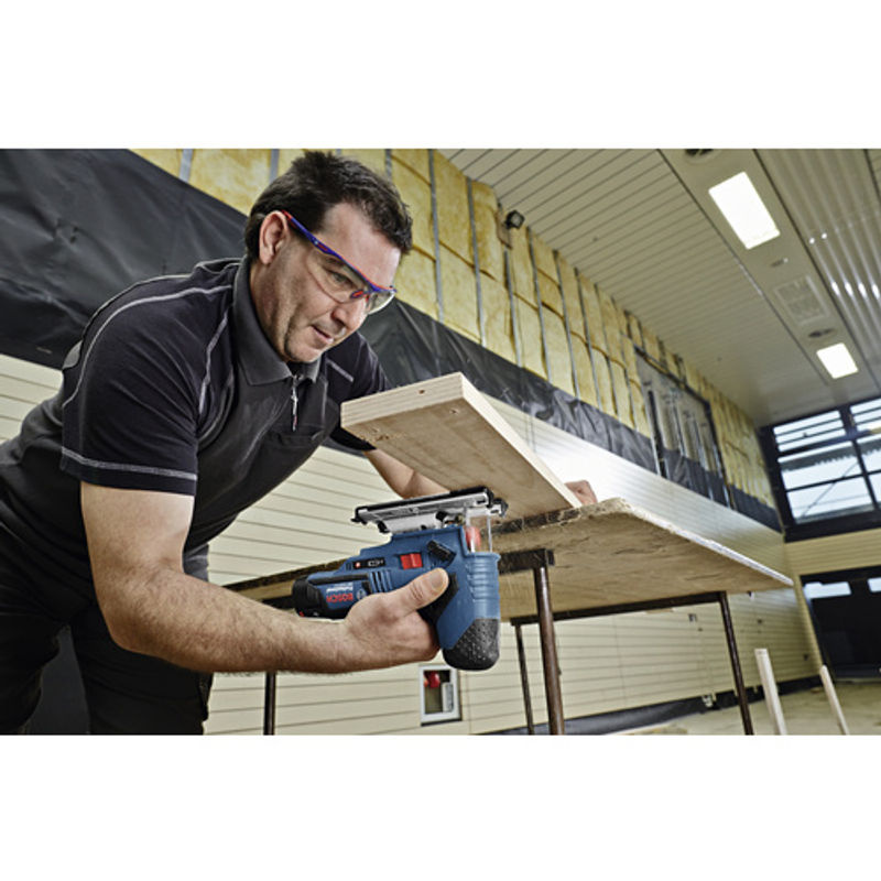 Bosch Professional Akku-Stichsäge GST 12V-70 Solo in Blau/Schwarz mit 2800 Hüben/min - Bild 3