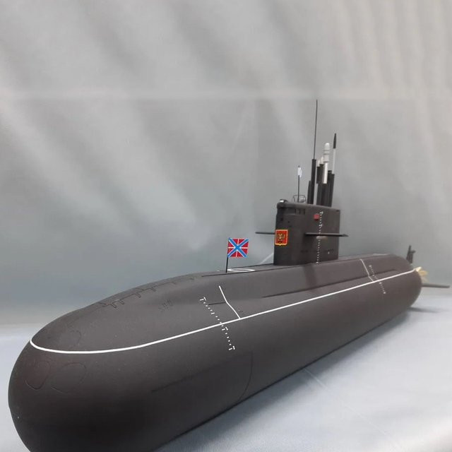 AT 99 MODEL LADA-typ U-boot, Modell Kit, 1:72, Harz - Bild 1