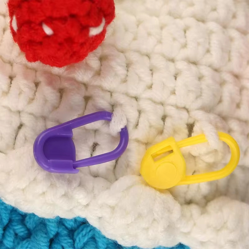 NOTIONSLAND Häkelmarkierer aus Kunststoff und Harz in Multicolour, 300 bis 500 Stück Strickwerkzeuge und Nadelclips zum Markieren beim Stricken und Nähen - Bild 2
