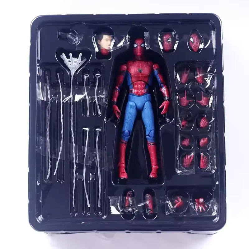 Bandai Marvel Avengers Spiderman Homecoming Actionfigur mit wechselbarem Gesicht in Rot aus Kunststoff - Bild 4
