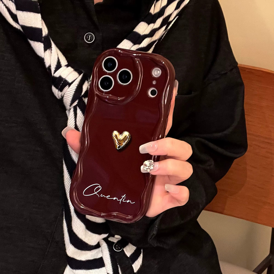 Personalisierte Handyhülle mit großen Buchstaben und Golden Heart Style für iPhone 11 bis 17 Pro Max Plus in Burgund und Gold - Bild 3