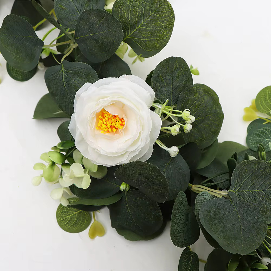 Kmitang Künstliche Eukalyptusranken mit weißen Rosen und Apfelblättern aus Rattan-Seide, Dekoration für Hochzeit und Zuhause, Länge: 175 bis 180 cm - Bild 5