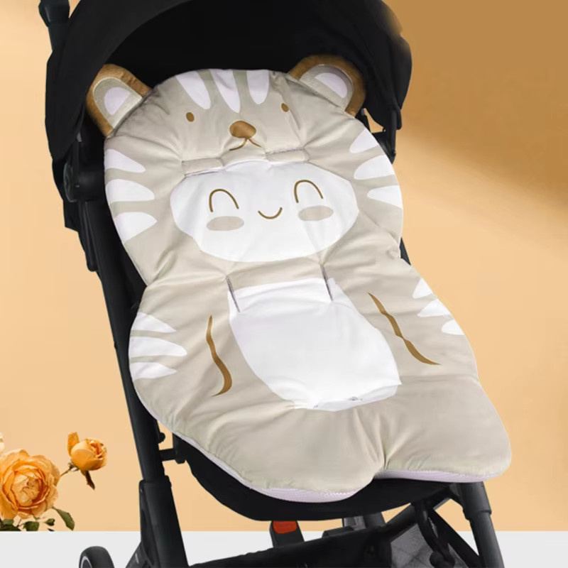Weiches Baby Kinderwagen Kissen mit Cartoon-Mädchen Motiv in Beige für Kleinkinder und Autositze - Bild 3
