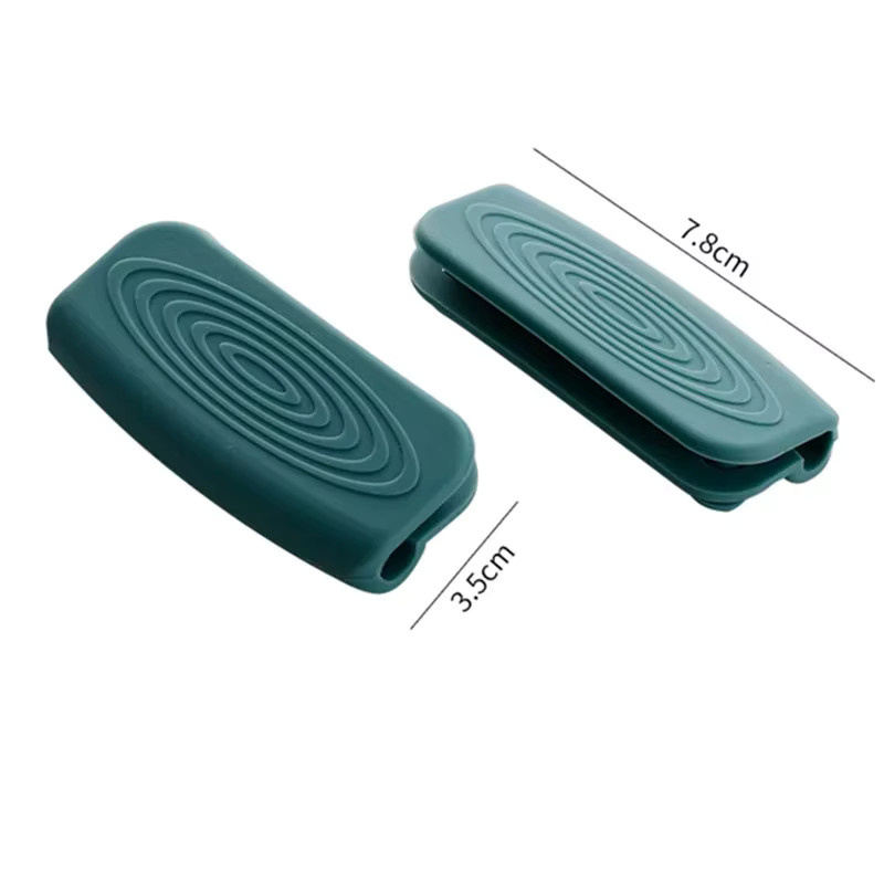 2er-Set Silikon Topfgriff-Abdeckungen in Grau zur Wärmedämmung und als rutschfester Griffhalter für Pfannen und Auflaufformen - Bild 3