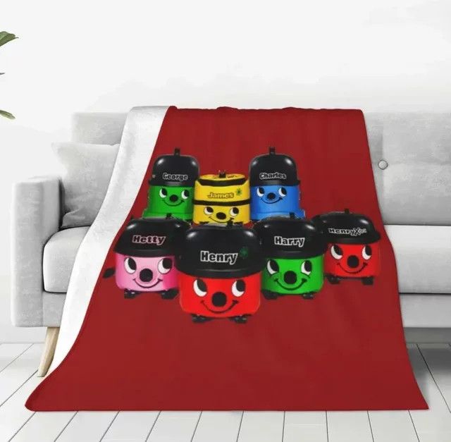 Henry Hoover And Friends Gestrickte Korallen-Fleece-Überwurfdecke in Multicolor - Bild 1