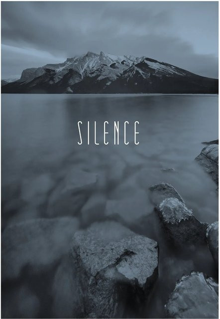Komar Wandbild Word Lake Steel in Grau, Poster auf Fotopapier, Breite: 50 cm, Höhe: 70 cm - Bild 1