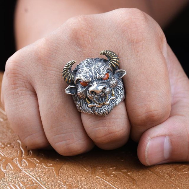 YIRAN Jewelry Stierkopfring, Messing, Schwarz, Unisex - Bild 1