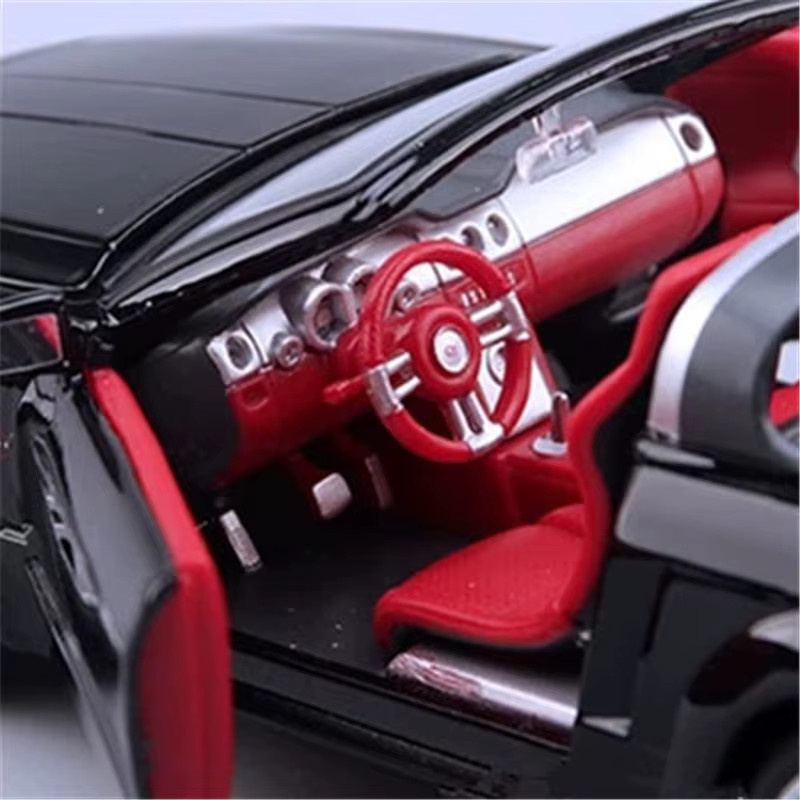 Maisto Ford Mustang GT Roadster, Sportwagen Modell, 1:24, Metall, Schwarz - Bild 3