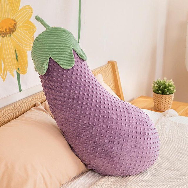 Yiran Health & Beauty Aubergine Puppe Plüschtier, lila, ab 14 Jahren - Bild 1