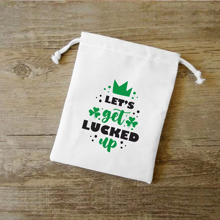 Lets Get Lucked Up St. Patrick's Day Geschenkbeutel mit Kleeblatt-Motiv in Weiß - Bild 3