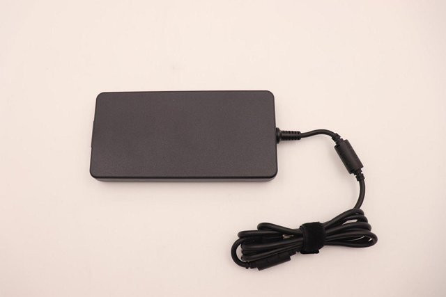 Lenovo AC-Adapter 230W in Schwarz (5A11F20726) - Bild 1