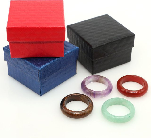 Schmuckschatulle aus Papier für Ringe, Ohrringe und Anhänger, B/T/H: 5 x 5 x 3 cm, in Weiß oder Multicolour - Bild 1