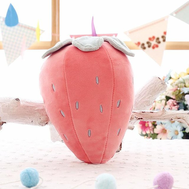 Niedliches Erdbeeren-Plüschtier aus weicher Baumwolle in Pink und Rot von WW Clothing - Bild 1
