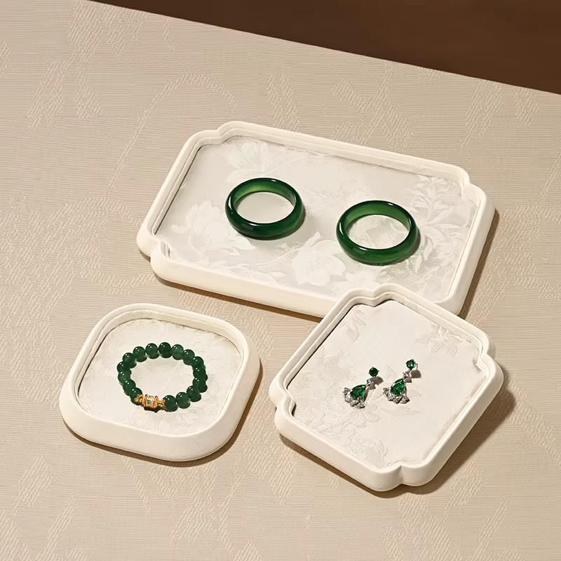 Oirlv Schmucktablett im orientalischen Stil aus Keramik mit floralem Design, Farben: Gold, Silber, Weiß - Bild 2