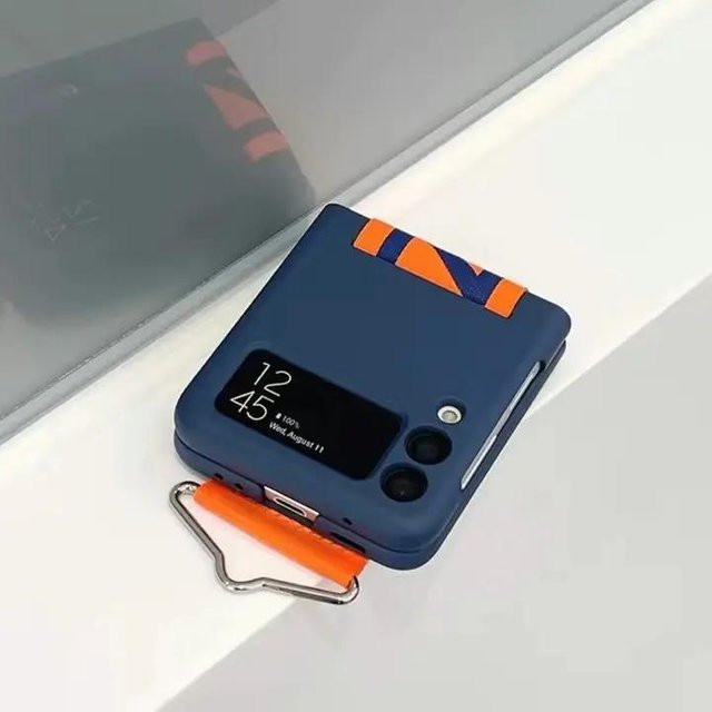 Kontrast Armband Schutzhülle für Samsung Galaxy Z Flip 7 6 5 4 3 mit Handgelenk-Armband in Grau - Bild 1